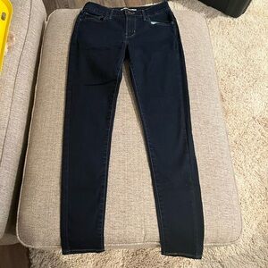 Levi 710 Super Skinny Jean